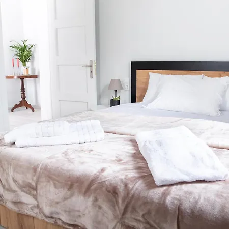 Nyaraló Orsiida Deluxe Garden House & Superior Garden Agriá