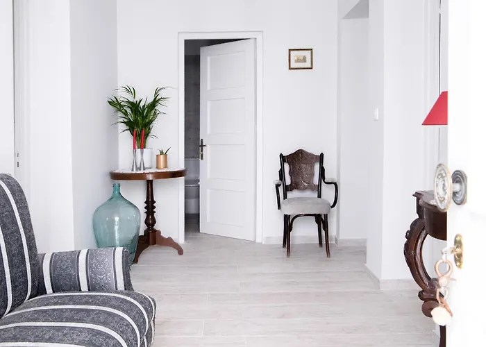 Orsiida Deluxe Garden House & Superior Garden Дом отдыха *