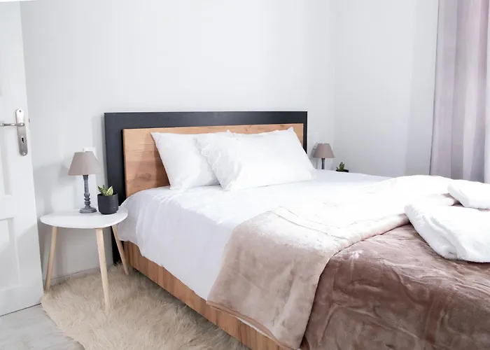 Orsiida Deluxe Garden House & Superior Garden